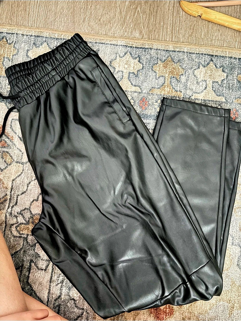 CI SONO Women's Black Straight Leg Pants Large Like New
